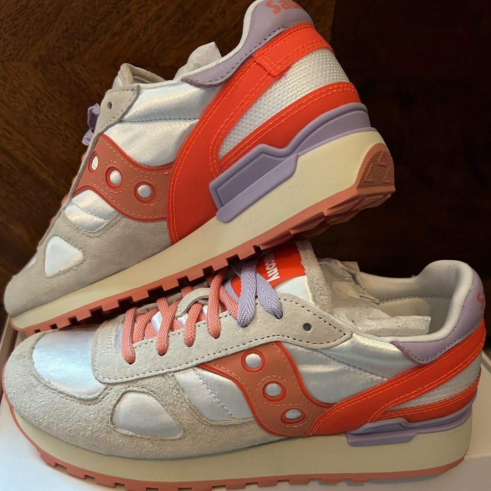 Brand New Saucony sneakers